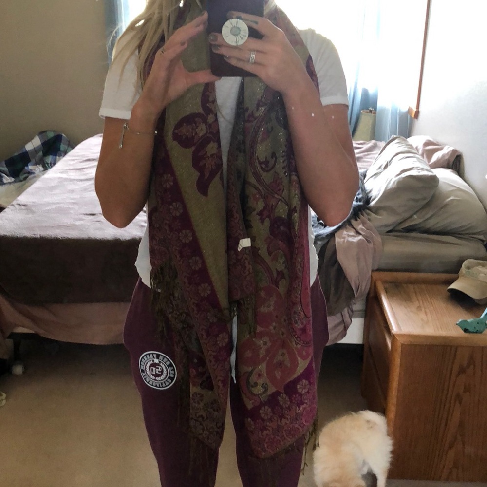 Two Scarves - image 4